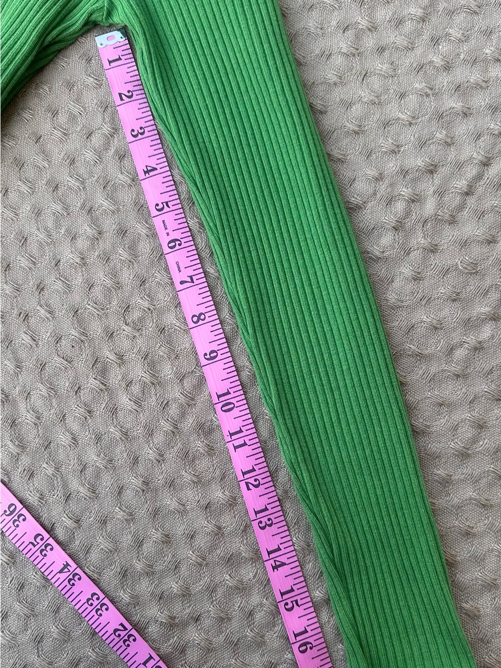 Levi's Bright Green Ribbed Button-Front Crop Top - Picture 8 of 8